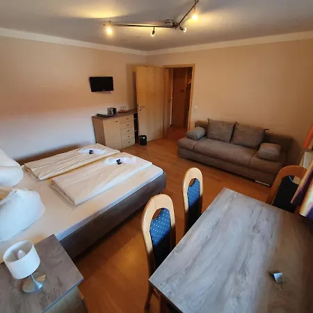 Gaestehaus Kirchenbauerhof *