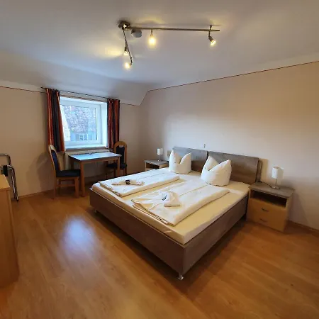 Casa di campagna Gaestehaus Kirchenbauerhof Günzburg