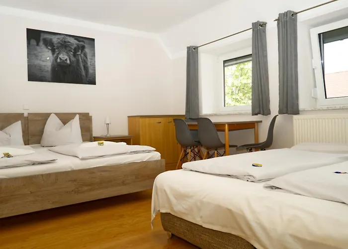 Country house Gaestehaus Kirchenbauerhof Guenzburg