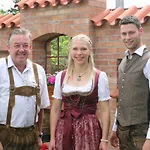 Gaestehaus Kirchenbauerhof Landsted