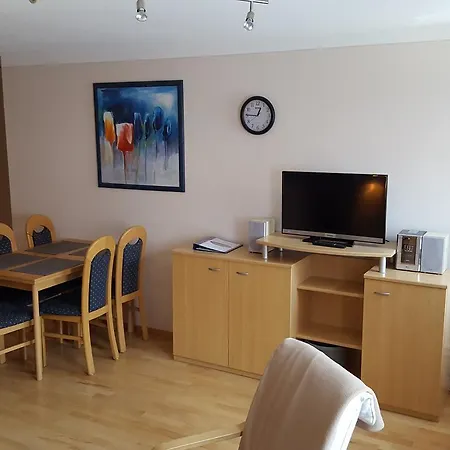 Gaestehaus Kirchenbauerhof 컨트리하우스